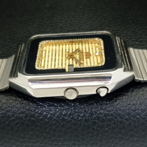 Vintage 1979 Square Orient Automatic Mens Silver Watch W/daydate & Gold accents - Picture 5 of 10